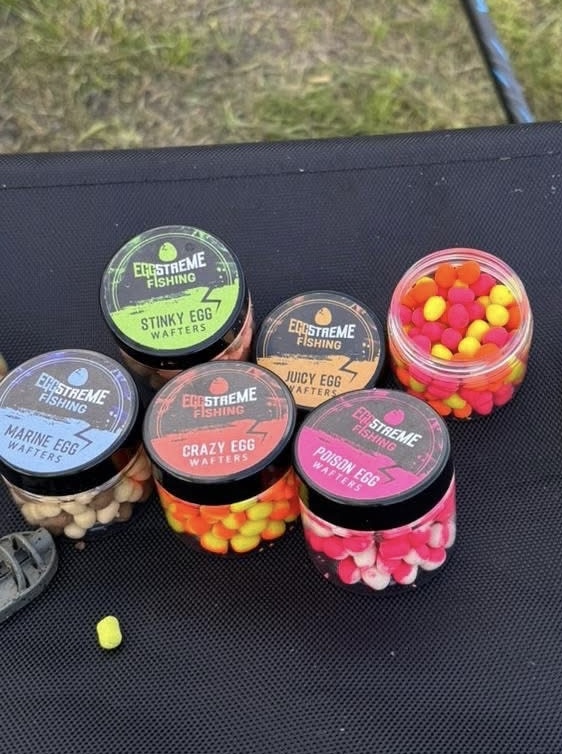 Eggstreme Fishing nad wodą